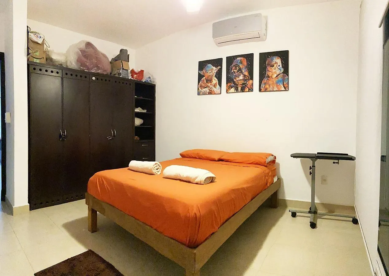 Дом отдыха Вилла Geek-Chic Townhouse Плая-дель-Кармен